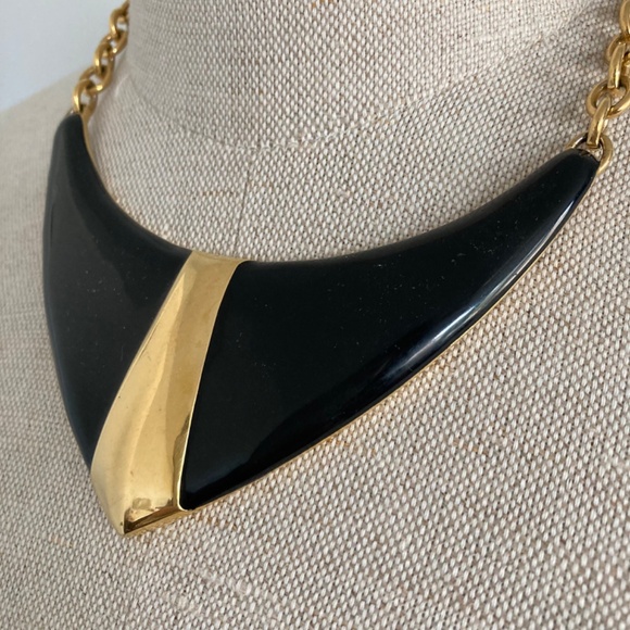 1980s Monet Black and Gold Statement Necklace - Picture 4 of 6